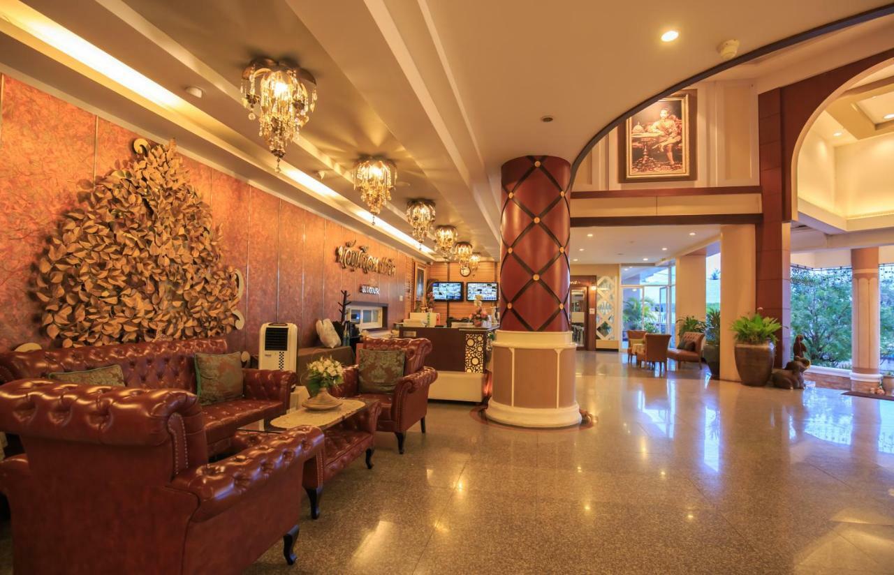 Kwan Ruen Park Hotel Nakhonratchasima Eksteriør billede