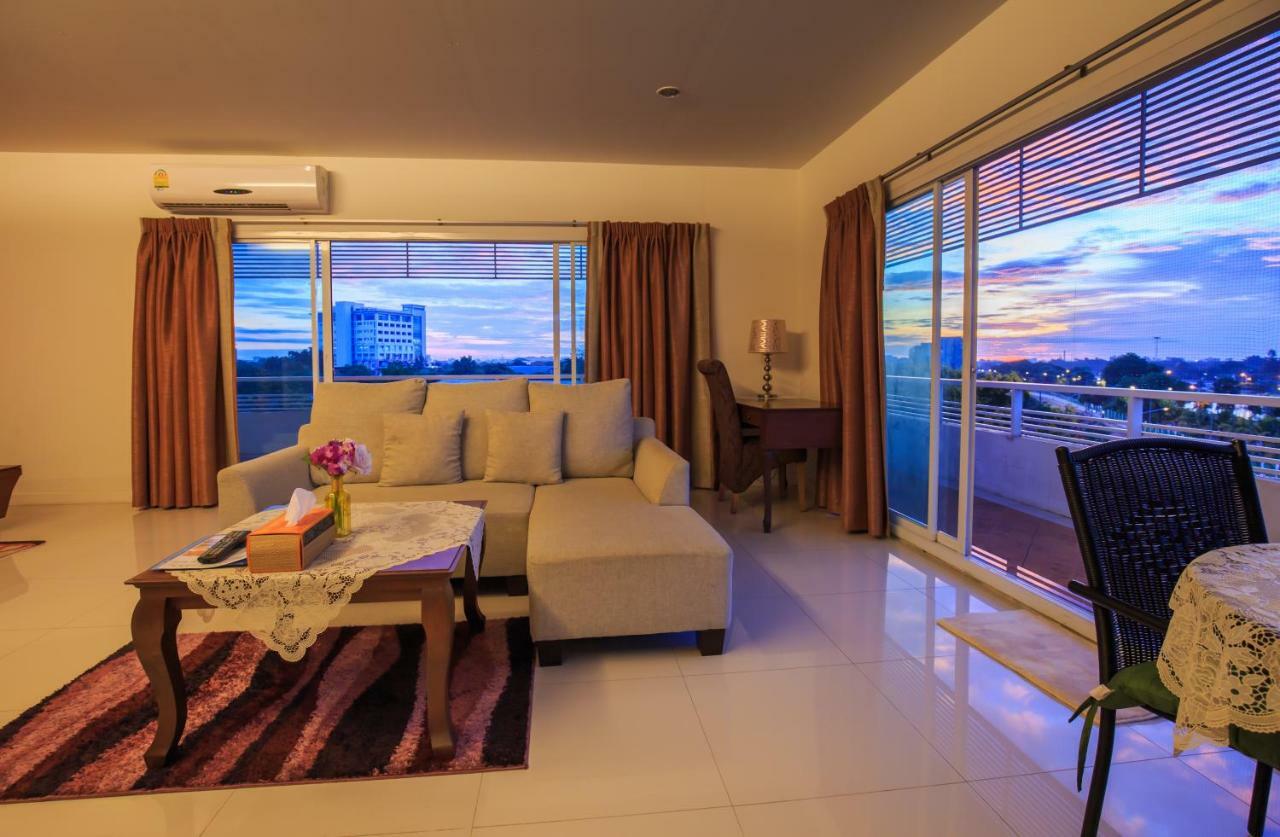 Kwan Ruen Park Hotel Nakhonratchasima Eksteriør billede